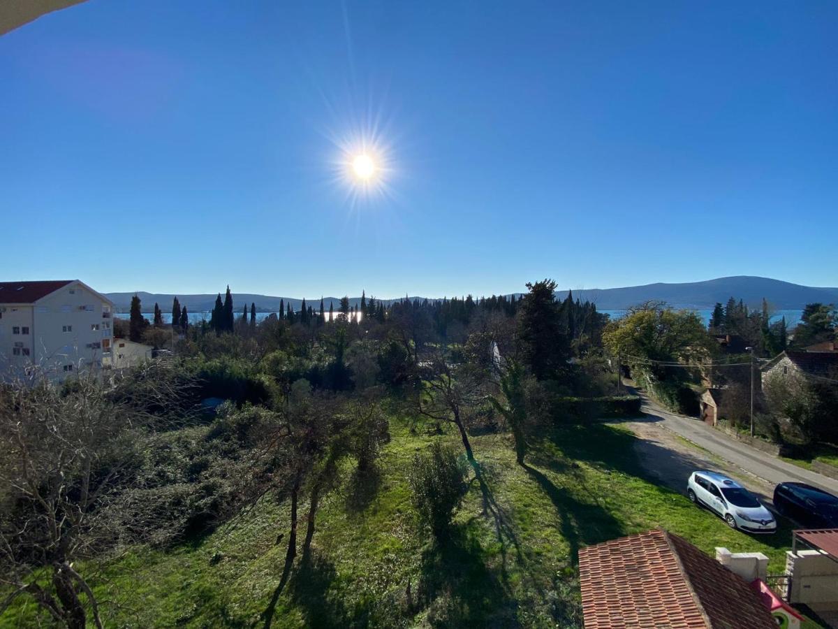 Vila Danica Tivat Apartment ภายนอก รูปภาพ
