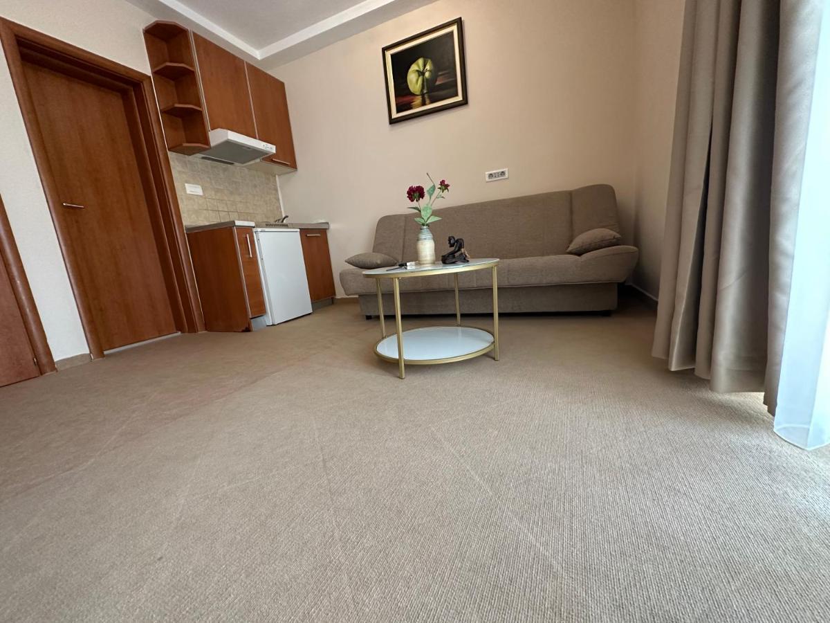 Vila Danica Tivat Apartment ภายนอก รูปภาพ