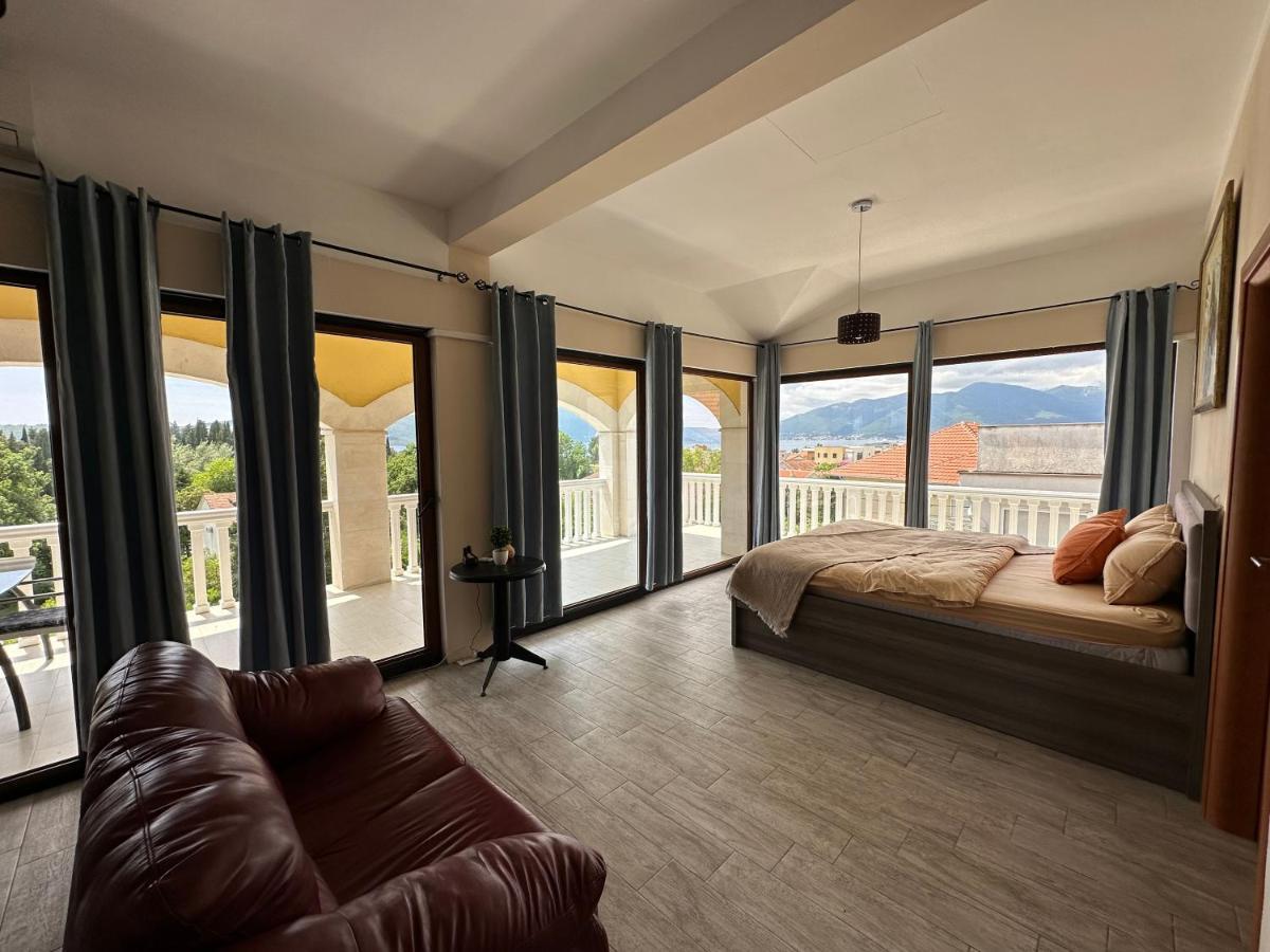Vila Danica Tivat Apartment ภายนอก รูปภาพ