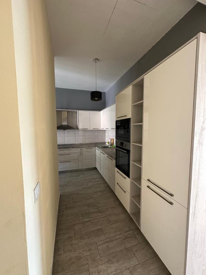 Vila Danica Tivat Apartment ภายนอก รูปภาพ