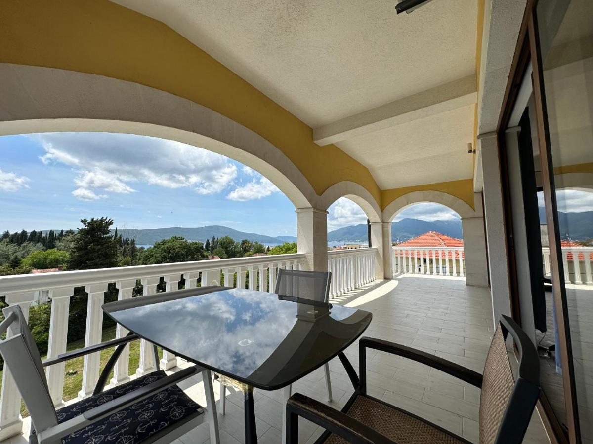 Vila Danica Tivat Apartment ภายนอก รูปภาพ