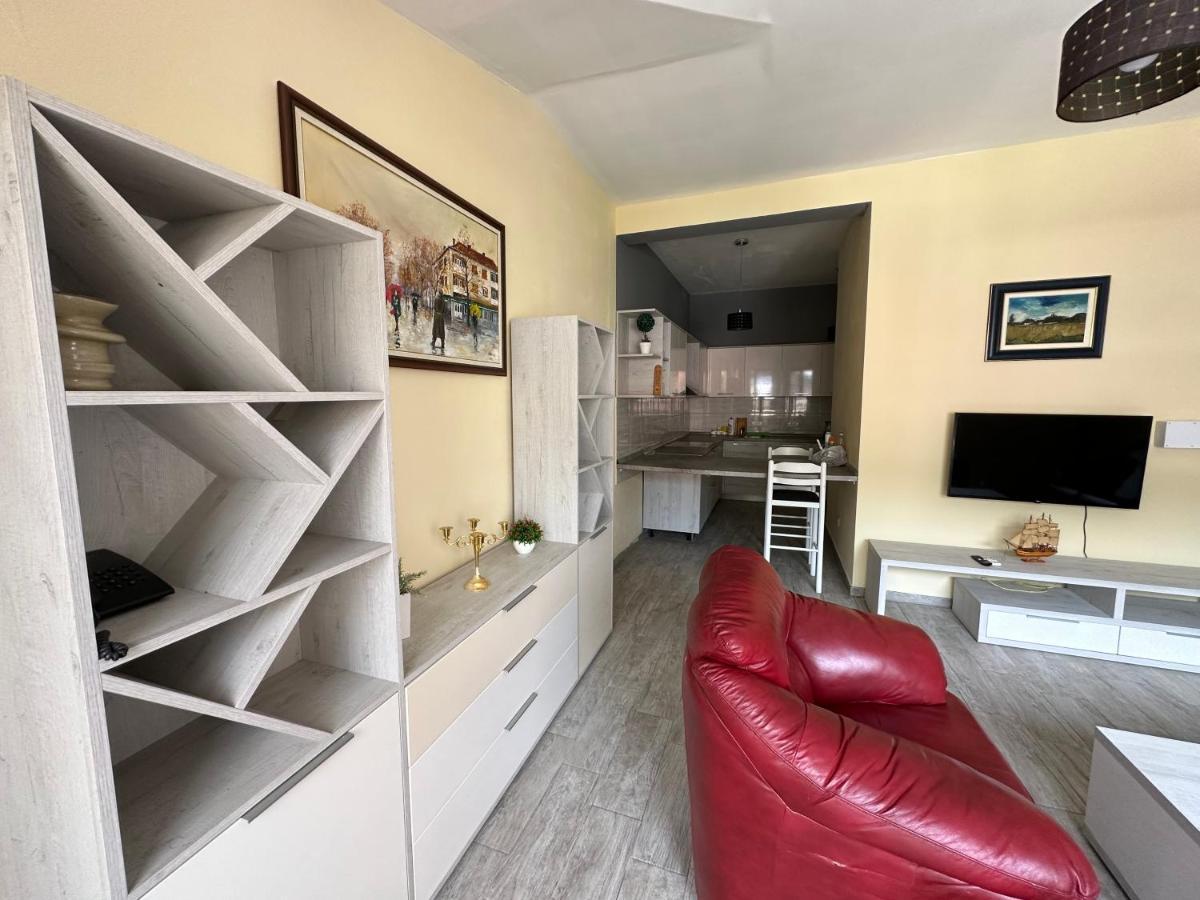 Vila Danica Tivat Apartment ภายนอก รูปภาพ