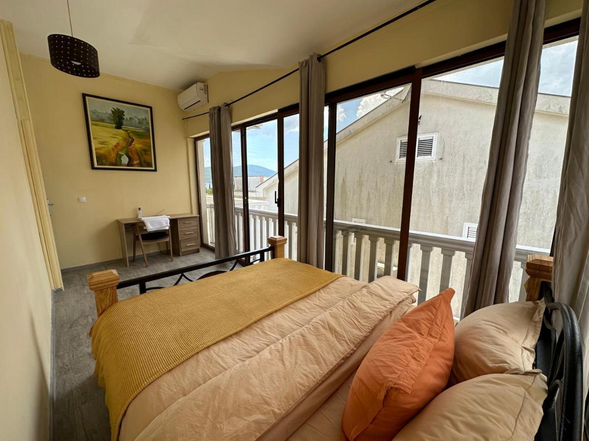 Vila Danica Tivat Apartment ภายนอก รูปภาพ