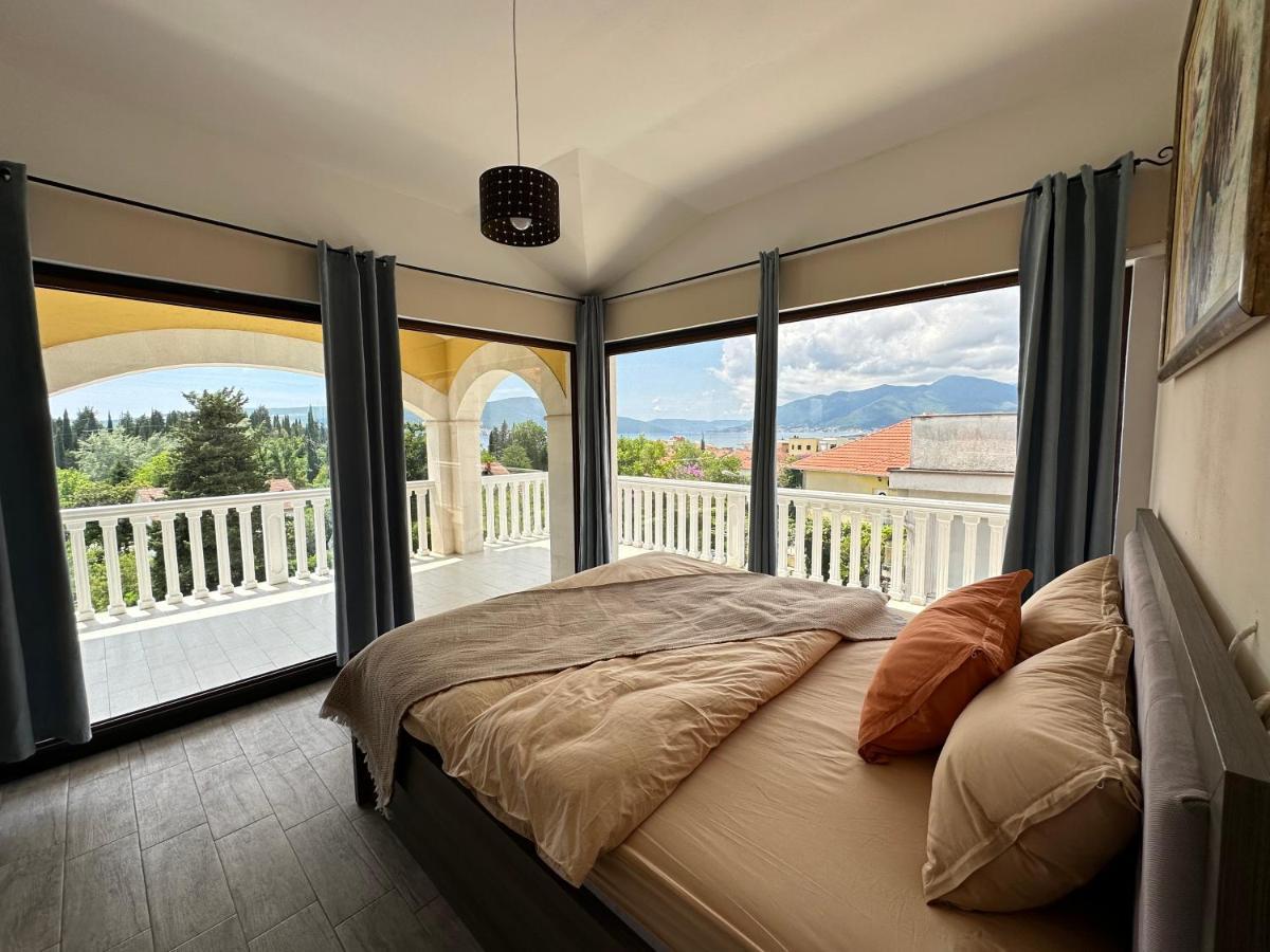 Vila Danica Tivat Apartment ภายนอก รูปภาพ