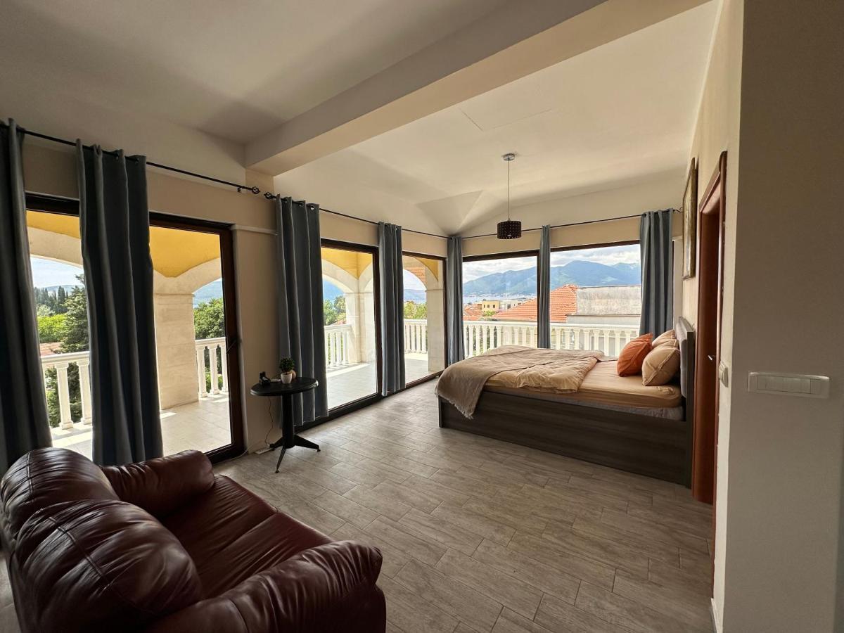 Vila Danica Tivat Apartment ภายนอก รูปภาพ